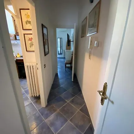 Dea Circe Apartman *